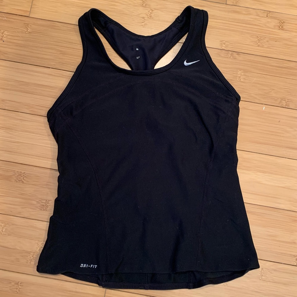 Nike Tank w/ Built-in Bra & Electronics Pocket